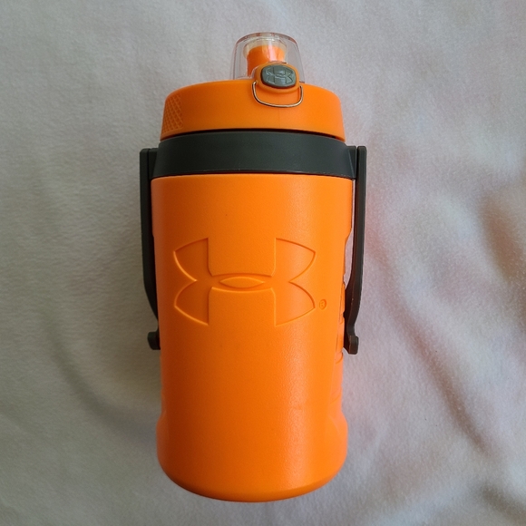 Under Armour, Dining, Under Armour Thermos Sideline Water Jug 64 Oz Fence  Hook Orange